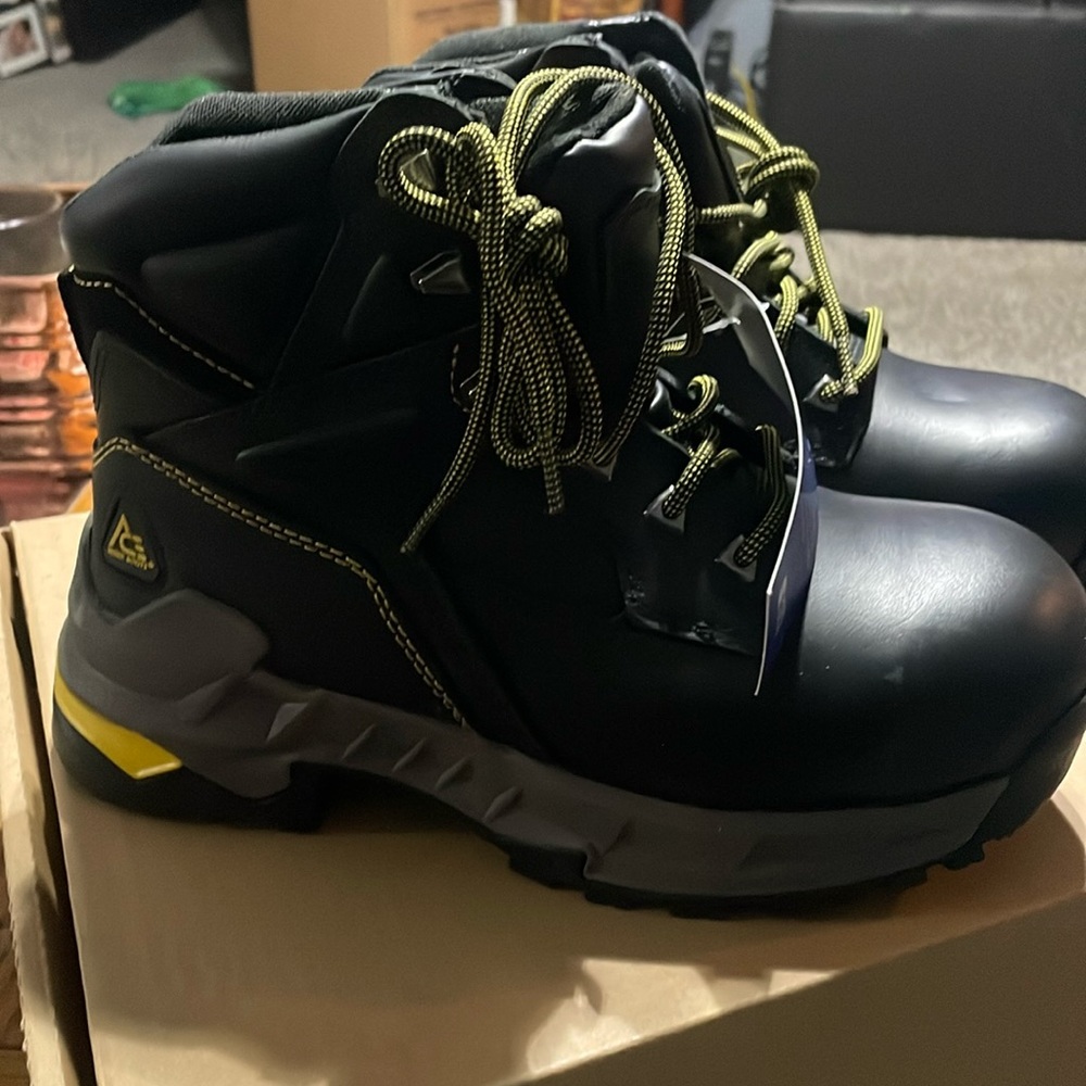 Brand new with tags work boots.  Men’s 5.5